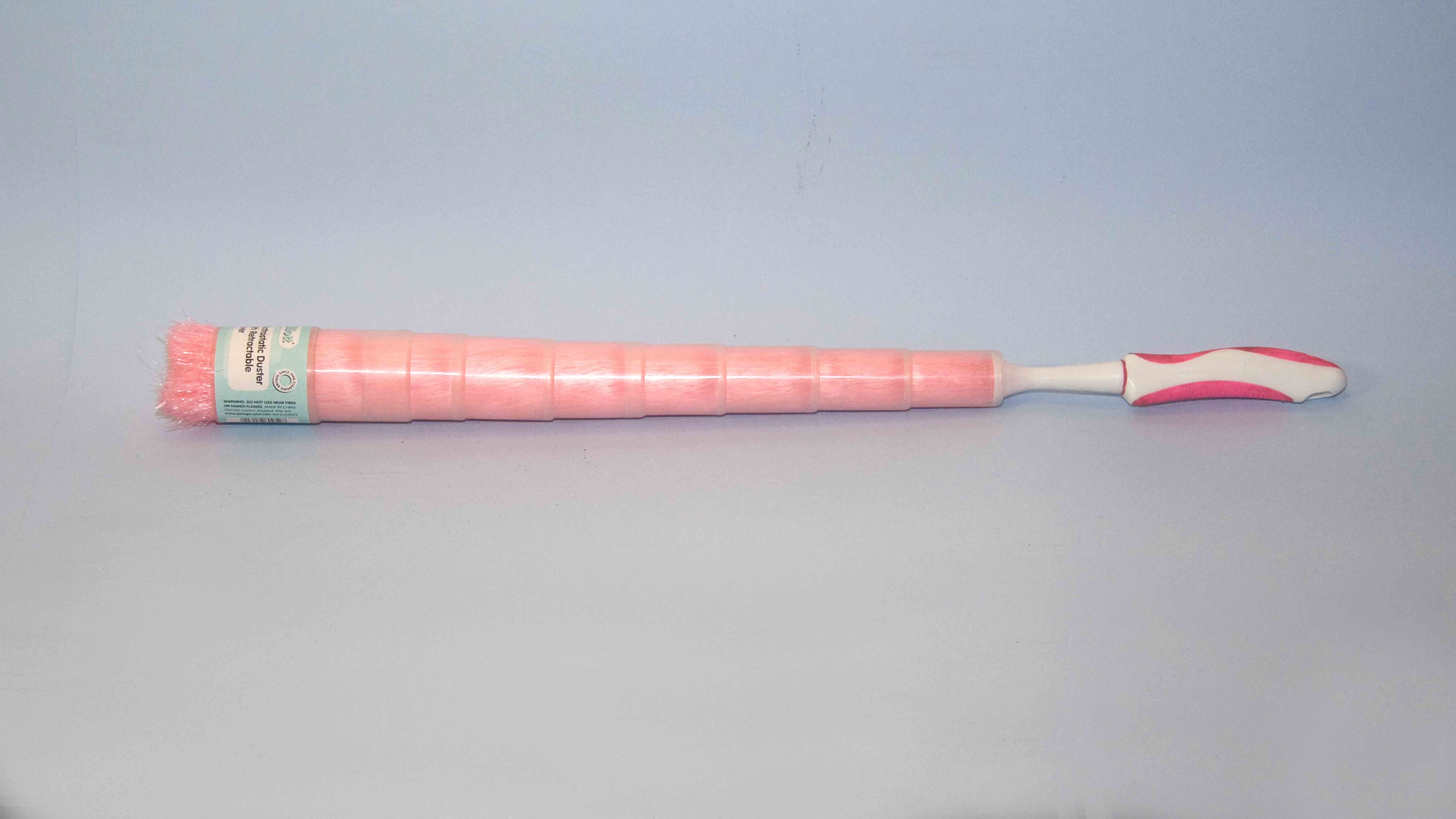 ELECTROSTATIC DUSTER WITH RETRACTING COVER EA.                                     