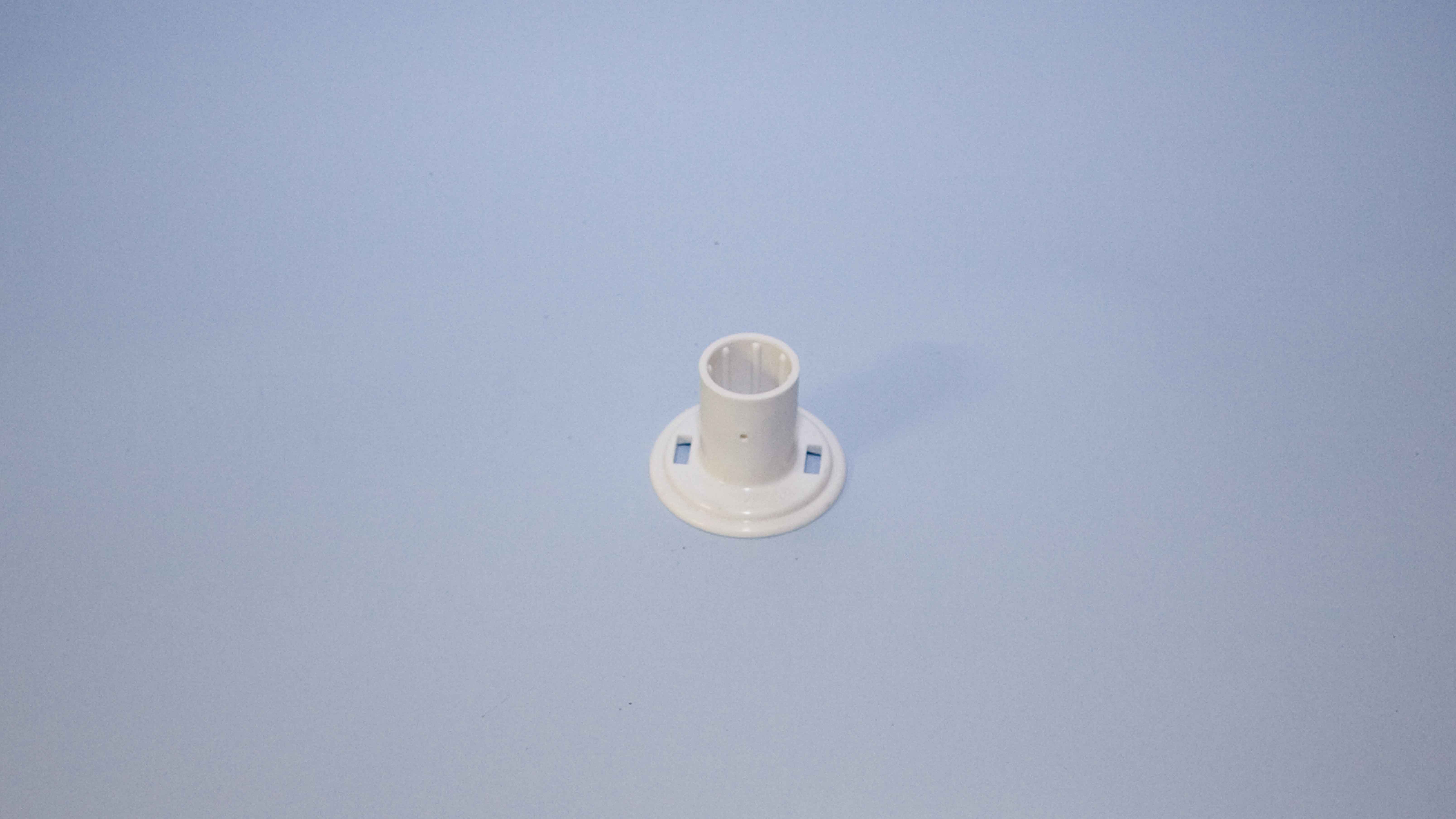 PLASTIC SOCKET