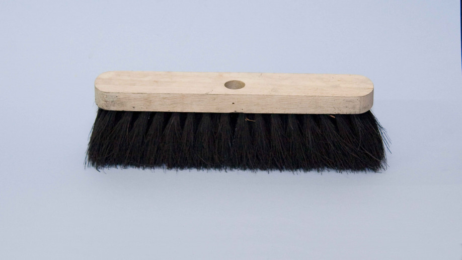 12 30CM CONTRACT FLAT TOP BLACK COCO BROOM EA.