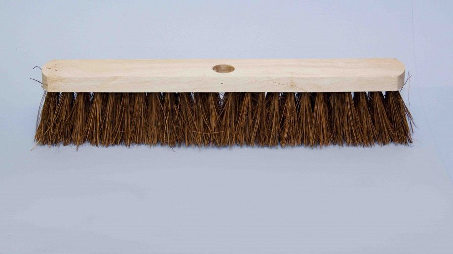 18 45CM CONTRACT FLAT TOP BASSINE PLATFORM BROOM EA. 