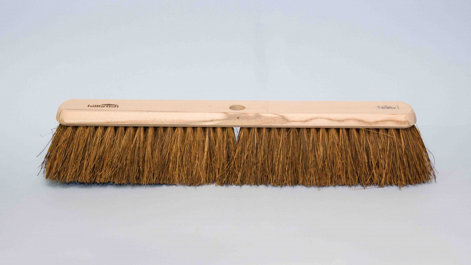 24 61CM FLAT TOP BASSINE PLATFORM BROOM EA. 